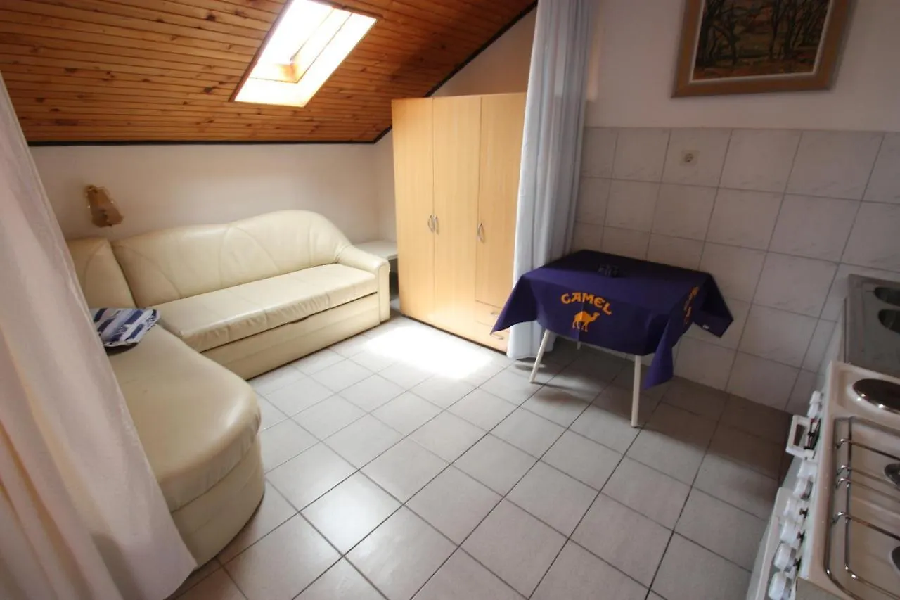 Barisic Apartment Dramalj